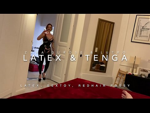 ❤️ Usisi otholwa enekhanda elibomvu egqoke imvunulo ye-latex ebhejwa usingamzali ️ kithi ❌